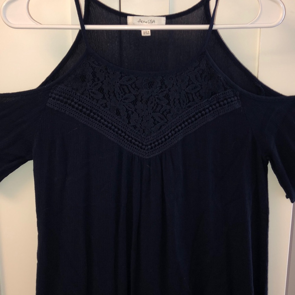 Active USA Open Shoulder Shirt